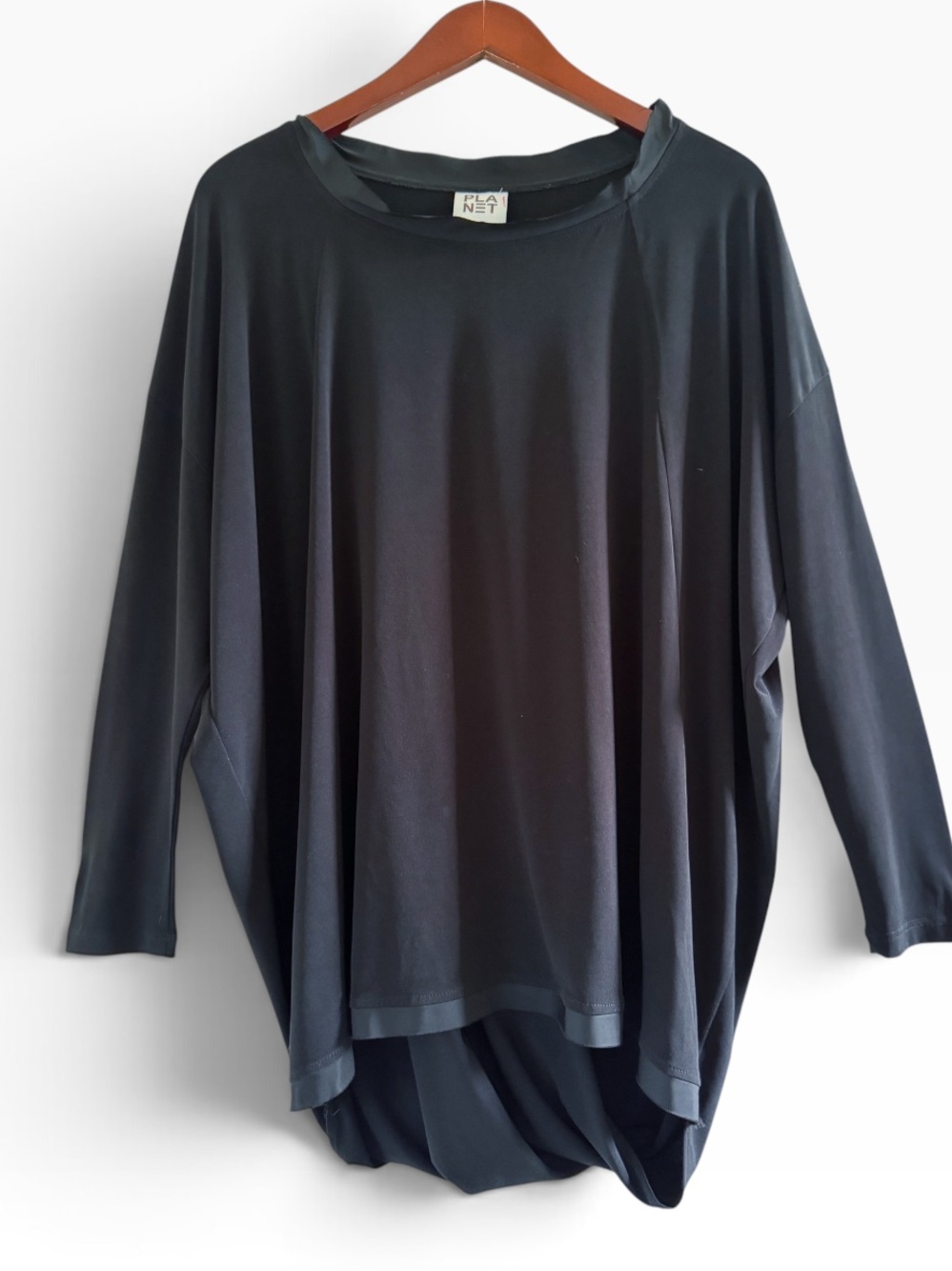 PLANET By Lauren G Twist Back Oversized Top in Black
